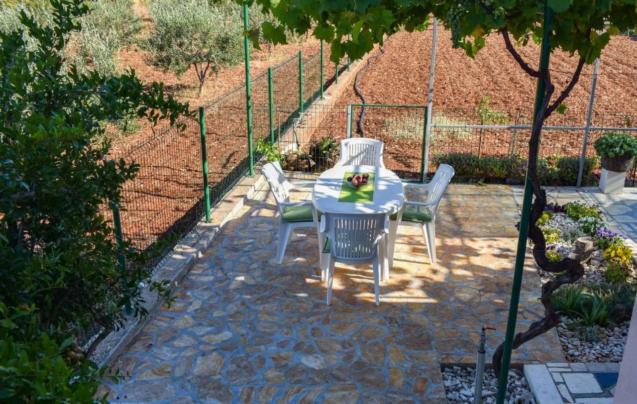 Guest House Pelja Plano Εξωτερικό φωτογραφία