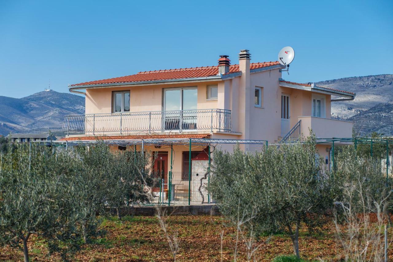 Guest House Pelja Plano Εξωτερικό φωτογραφία