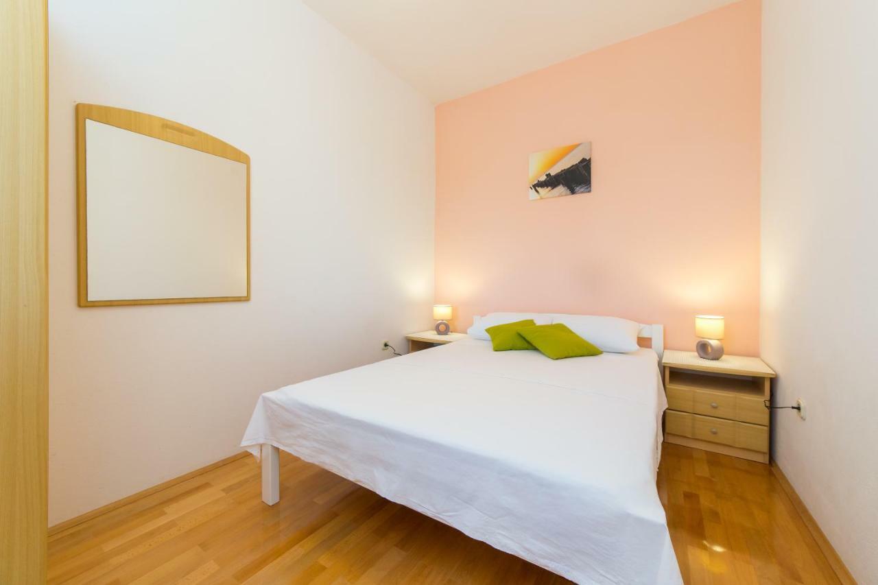 Guest House Pelja Plano Εξωτερικό φωτογραφία